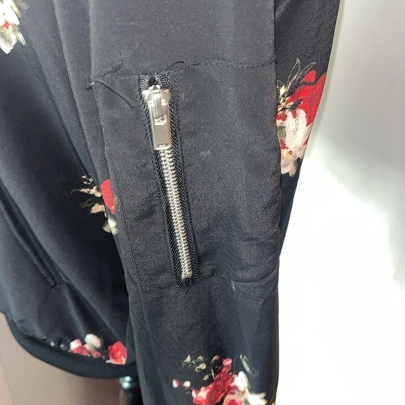 Philosophy Black Floral Bomber Jacket Size Large excellent condition - Picture 6 of 10